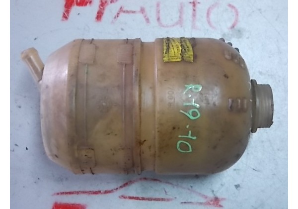 бачок розширювальний Рено 19  для 1.4 б, 7700801135